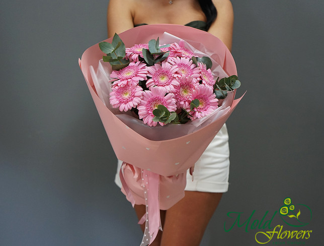 Bouquet of 11 pink gerberas and eucalyptus photo